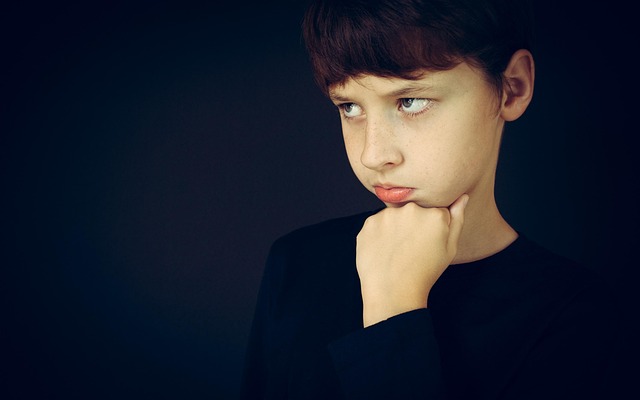 Sådan taler du med dit barn om svære følelser